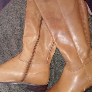 Tall Tan Leather Boots With Side Zipper 